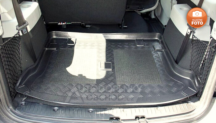 Vana do kufru přesně pasuje do zavazadlového prostoru modelu auta Dacia Logan 2007- MCV
